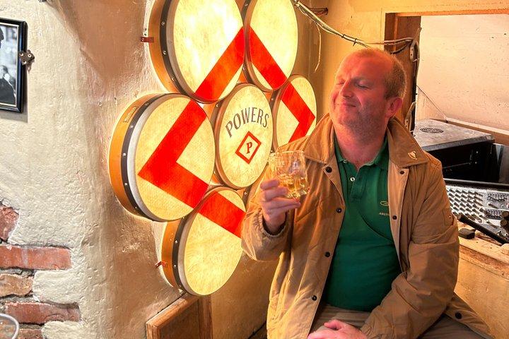 Best pubs by van with top guide Eamon a true Dubliner up to 8 PAX