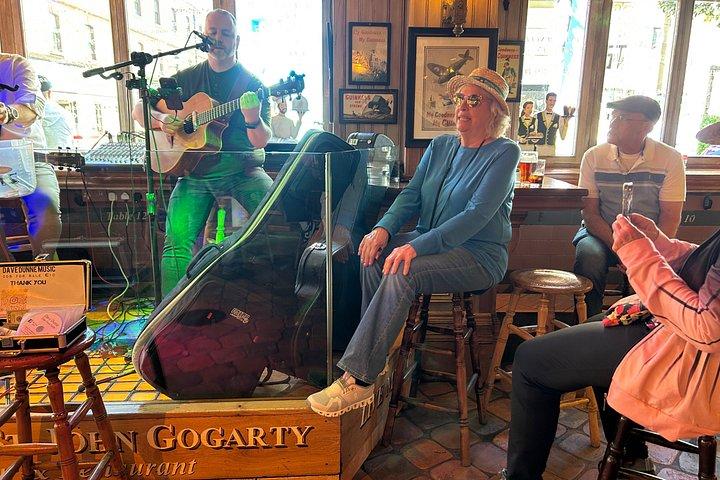 Best pubs by van with top guide Eamon a true Dubliner up to 8 PAX