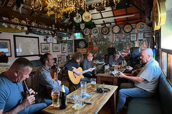 Best pubs by van with top guide Eamon a true Dubliner up to 8 PAX