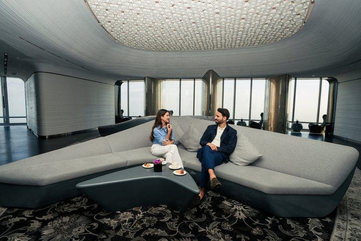 Burj Khalifa in der obersten 148. Etage mit optionalem Transfer