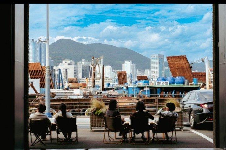 Private Busan Tour - Explore Landmarks with a Licensed Guide