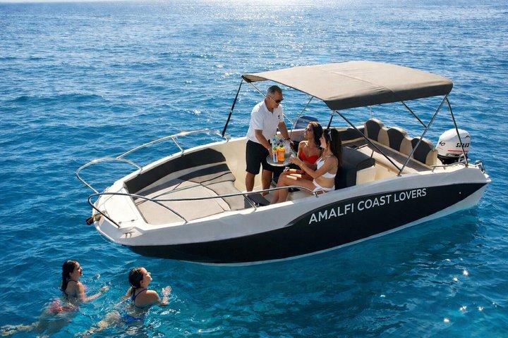 Privat 40 hk bådtur på Amalfikysten og Positano
