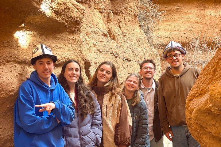 オールインクルーシブ日帰り旅行：ブラーナ、キャニオンズ＆イシククル（ピックアップ付き）