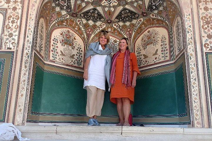 Full Day Jaipur Sightseeing Tour i privat bil med guide