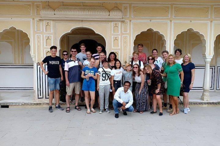 Full Day Jaipur Sightseeing Tour i privat bil med guide