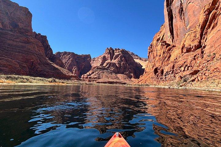 Guided Horseshoe Bend Petroglyph Kayak Tour