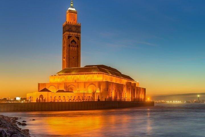 Tour della città di Casablanca di notte, cena inclusa