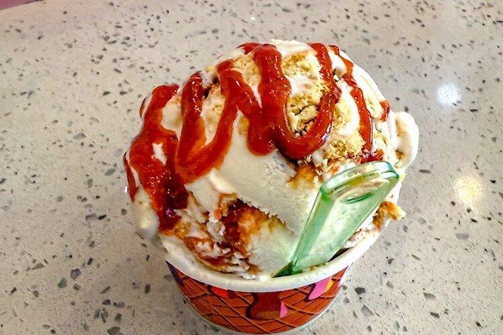 リトルハバナの食と文化ツアー4コース料理の旅