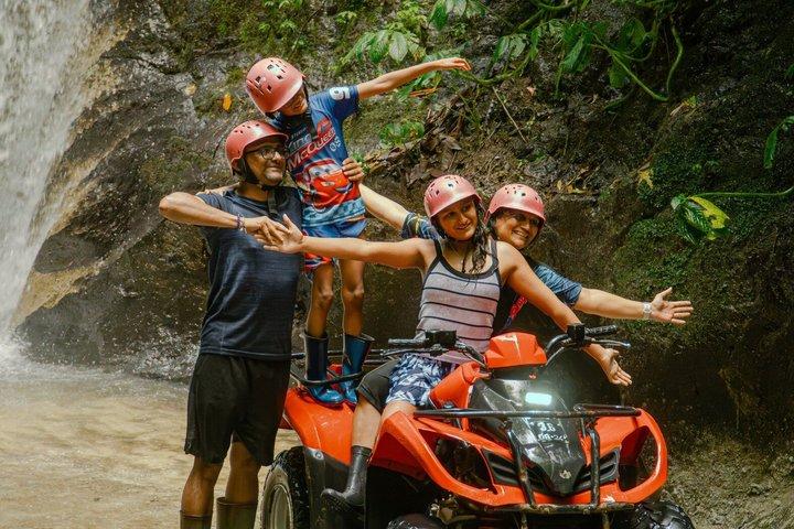 Kuber ATV Ubud Bali con tunnel e cascata