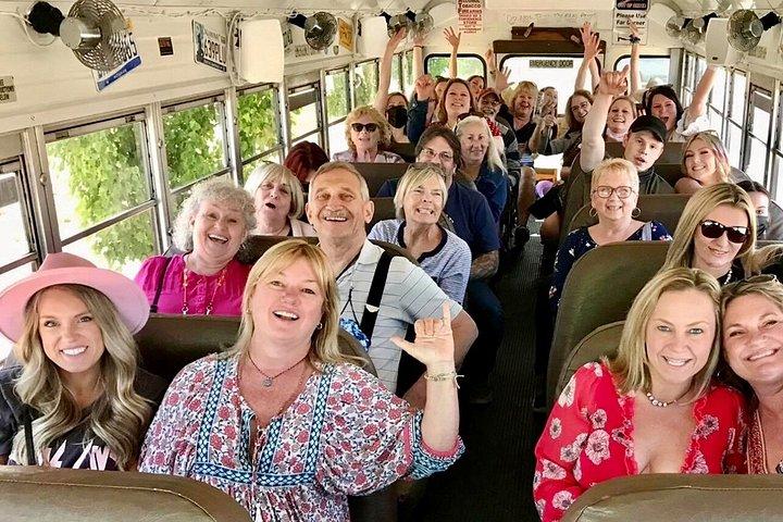 Nashville Redneck Comedy Bus Tour Commedia e visite turistiche