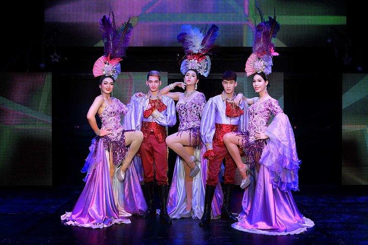 チェンマイサイアムドラゴンキャバレーショー（ホテル送迎付き）