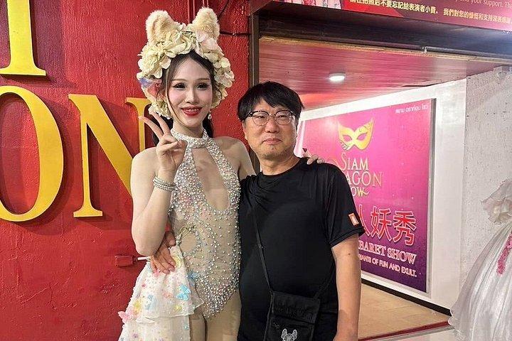 チェンマイ市内送迎付きサイアムドラゴンキャバレーショーチケット