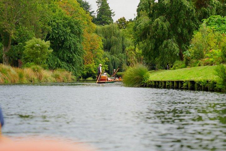 Discover Christchurch Tour