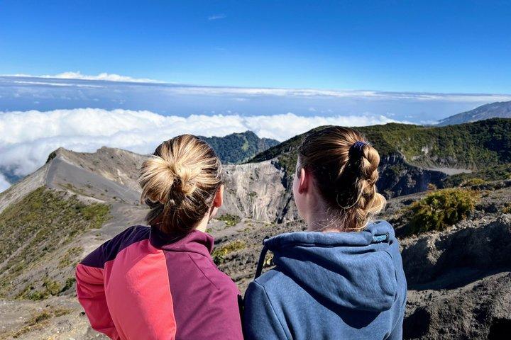 2 in 1火山コンボツアー伊良津火口トゥリアルバ噴火地域