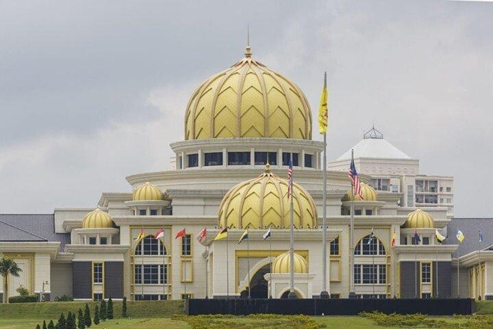 Discover Kuala Lumpur Full Day City Highlights Tour