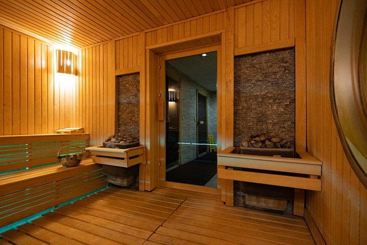 Privat turkiskt bad, massage, pool och bastu