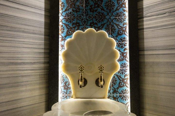Privat turkiskt bad, massage, pool och bastu