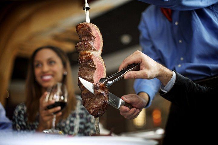 ブラジルのシュラスカリアの味ディナー食べ体験