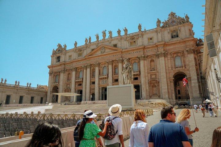 St Peters Basilica Guidad tur och Vatikanstaten Grottoes Liten grupp