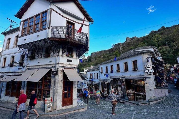 Blue Eye e Gjirokaster, passeio de meio dia com comida e bebidas