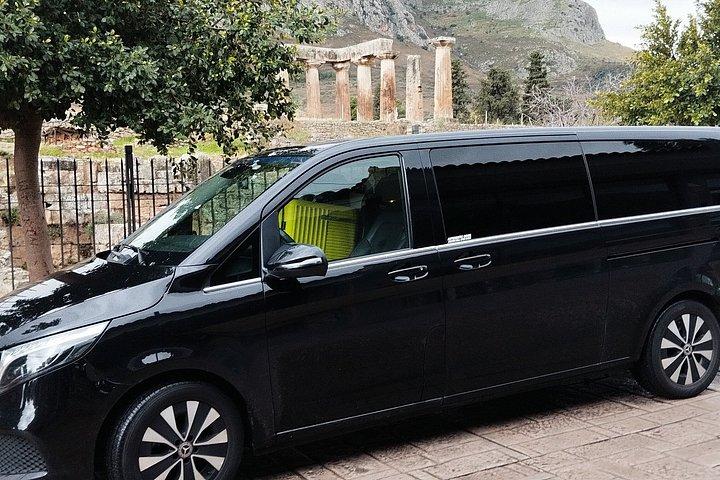 ギリシャのパーソナライズされたワインツアーブティックワイナリーとテイスティング