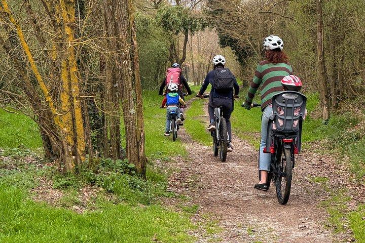 Paseo en bicicleta familiar guiado por la Toscana