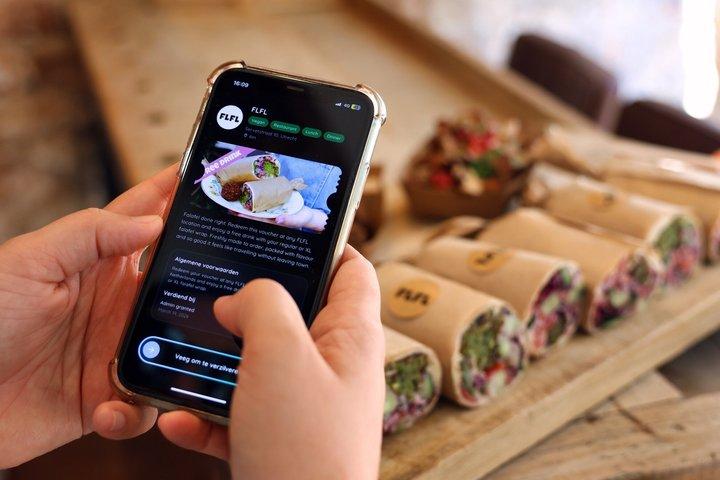 Passeggiata gastronomica autoguidata di Utrecht con 7 voucher e quiz sull'app