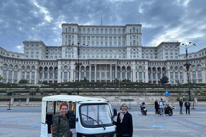 Tour della città di Bucarest Tuk Tuk