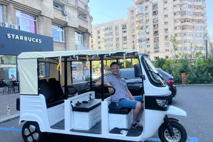 Tour della città di Bucarest Tuk Tuk
