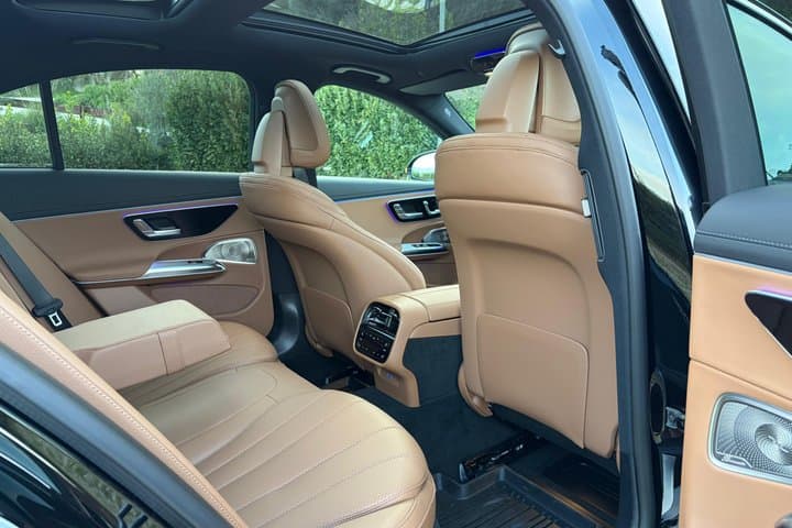 Bracciano Lake Experience by Private Mercedes Vehicles