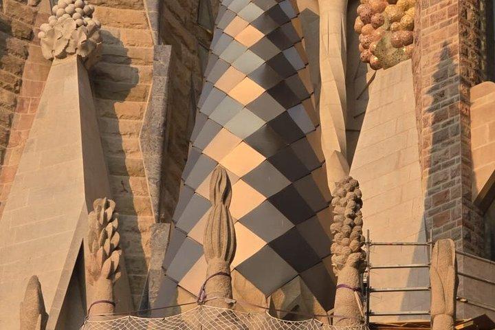 Sagrada Familia Tour: Secretos de Gaudí