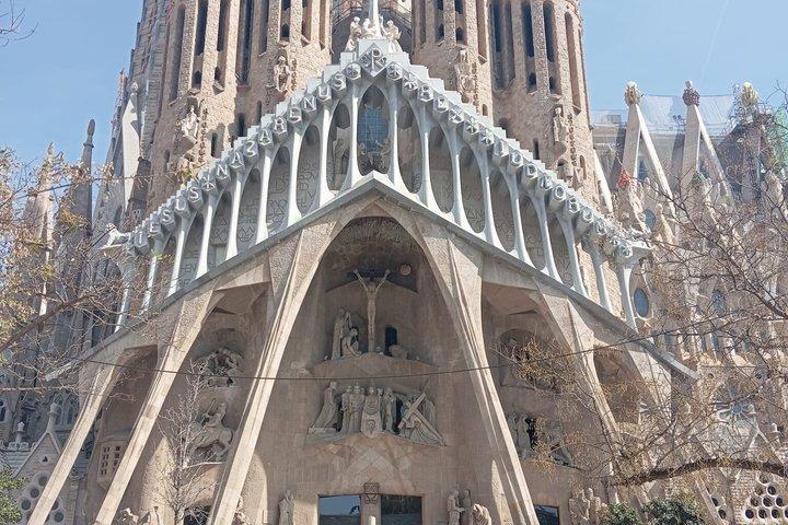 Sagrada Familia Tour: Secretos de Gaudí