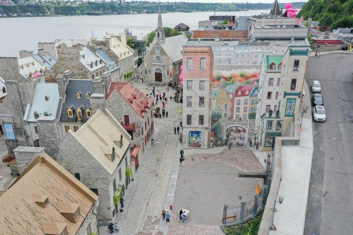 旧市街ケベックのプライベートツアー – 歴史と隠れた名所(3時間)