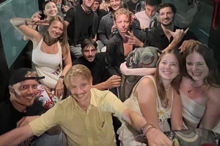 Pubcrawl & Real Favela Party in Rocinha with Locals