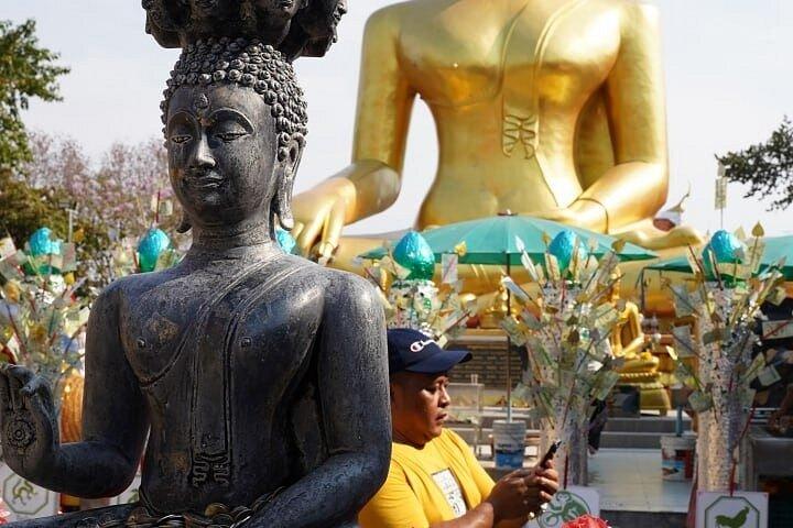 Shared Guided Small Group Tour to Pattaya City