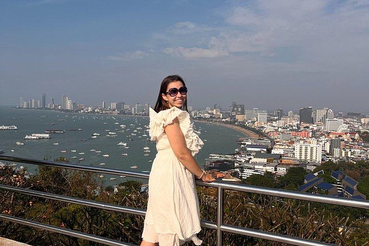 Shared Guided Small Group Tour to Pattaya City