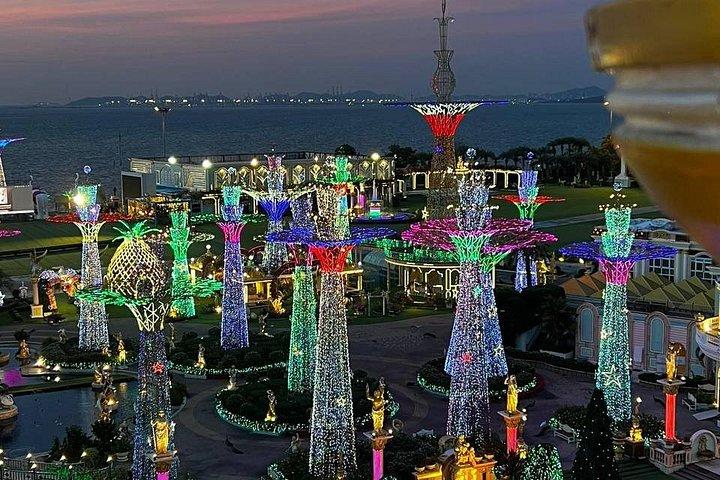Shared Guided Small Group Tour to Pattaya City