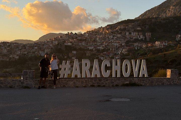 Delphi Private Tour with Stops in Levadia and Arachova