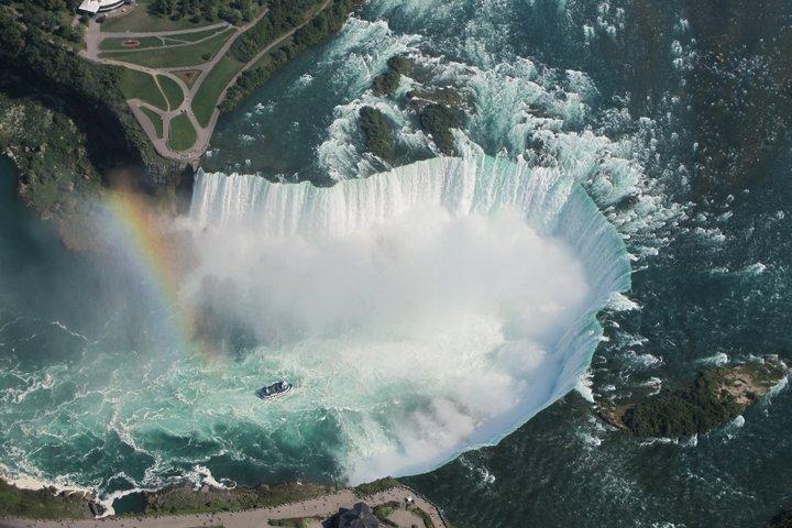 Excursion d'une journée à Niagara Falls en avion au départ de New York