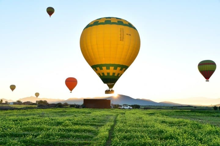 Marrakech: Balloon Flight, Berber Breakfast