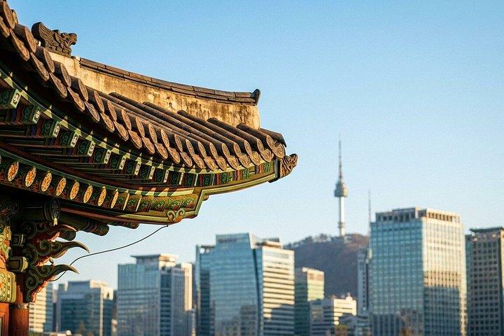 Seoul Decoded: Korean Tea Ceremony & Dessert, Bukchon Hanok