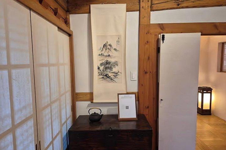 Seoul Decoded: Korean Tea Ceremony & Dessert, Bukchon Hanok