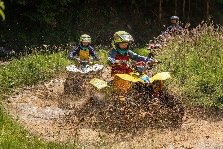 クイーンズタウン：キッズクワッドバイクファミリーアドベンチャー（45分）