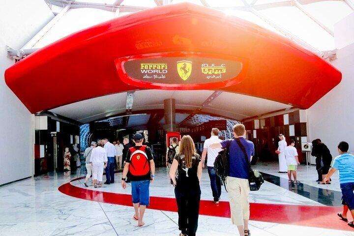 Entré til Ferrari World Abu Dhabi