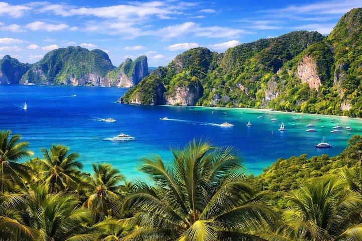 Tour privado de snorkel en las islas Phi Phi y Khai en lancha rápida
