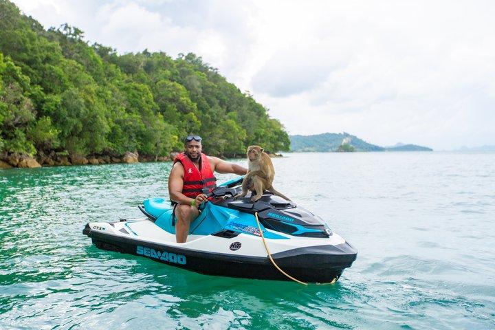 Phuket Jet Ski Adventure e Island Hopping con trasferimenti