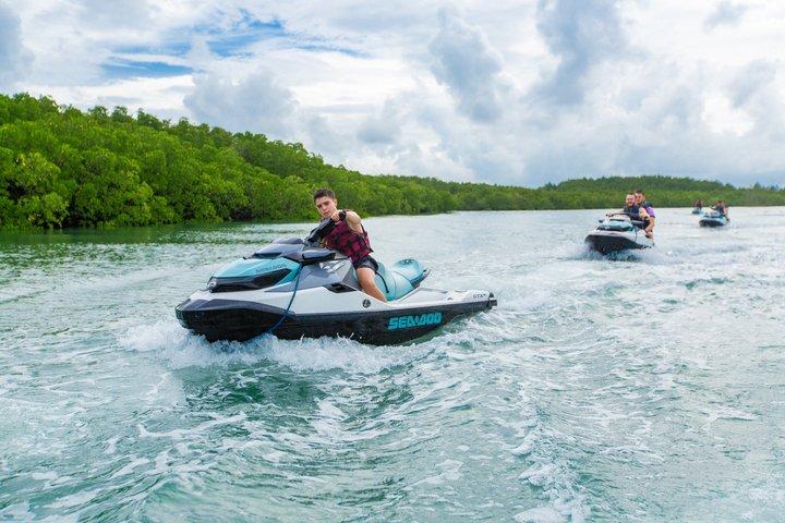 Phuket Jet Ski Adventure e Island Hopping con trasferimenti