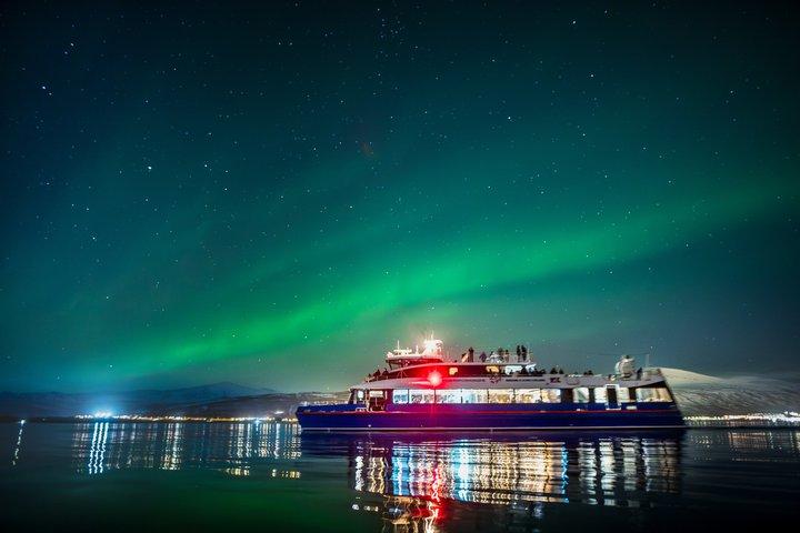 Norrskenskryssning från Tromsö – bevittna Aurora Borealis