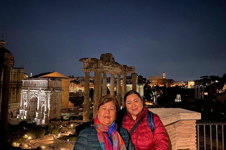 トワイライトツアーで古代ローマの女性専用