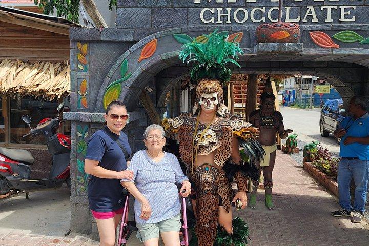 Roatan Create Your Itinerary -up to 12 pax